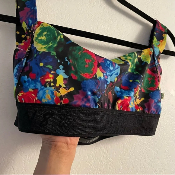 Glow8 multi color cute sports bra - Picture 10 of 15